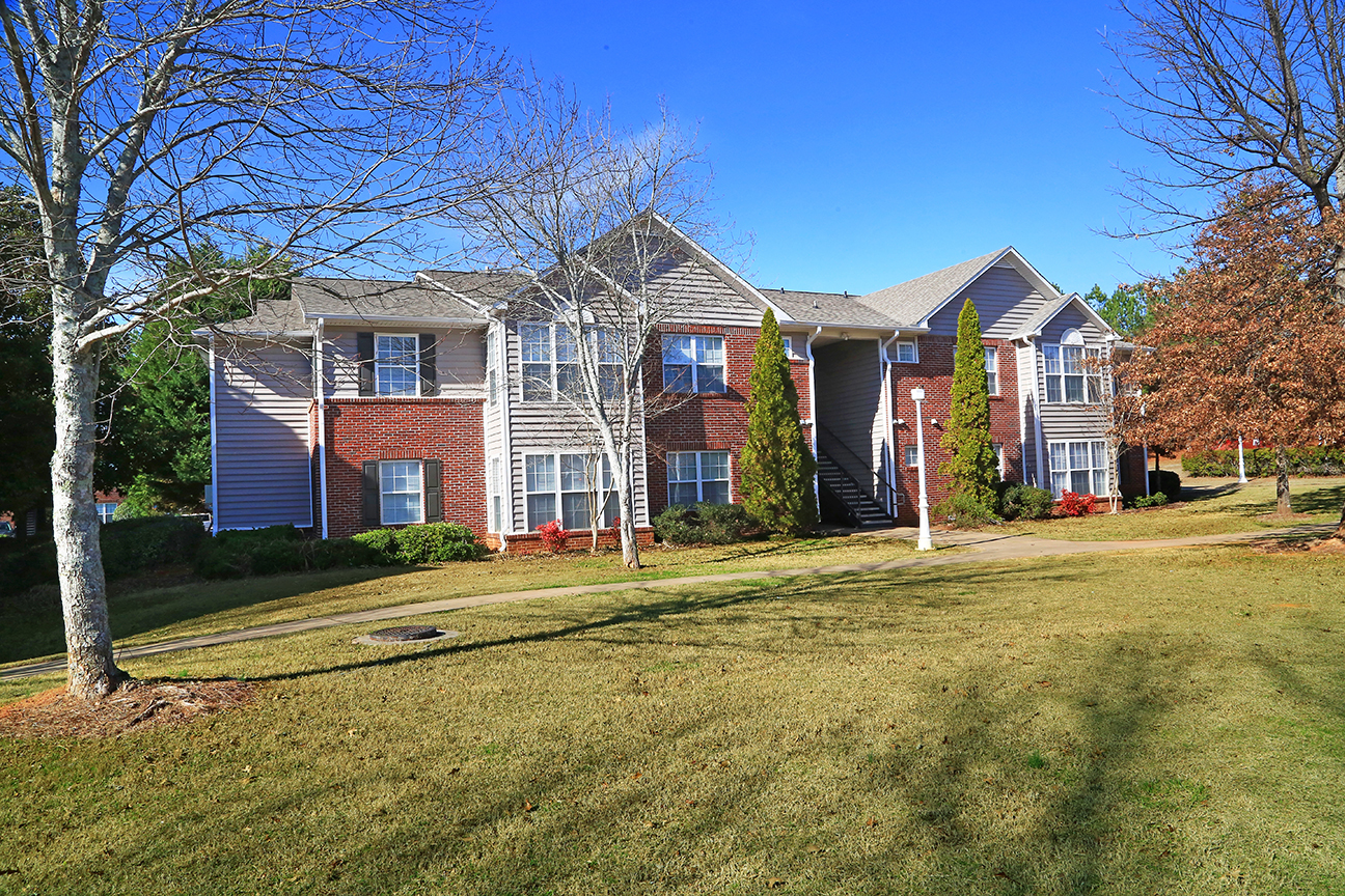 Orchard Cove The Multifamily Advisory Group at Cushman & Wakefield